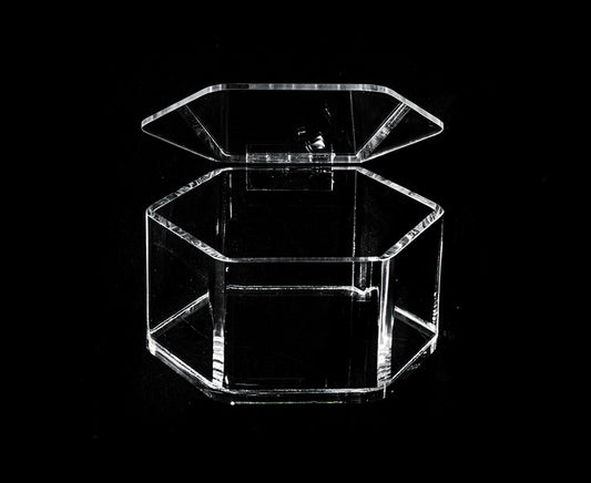 Caja hexagonal con tapa de acrílico