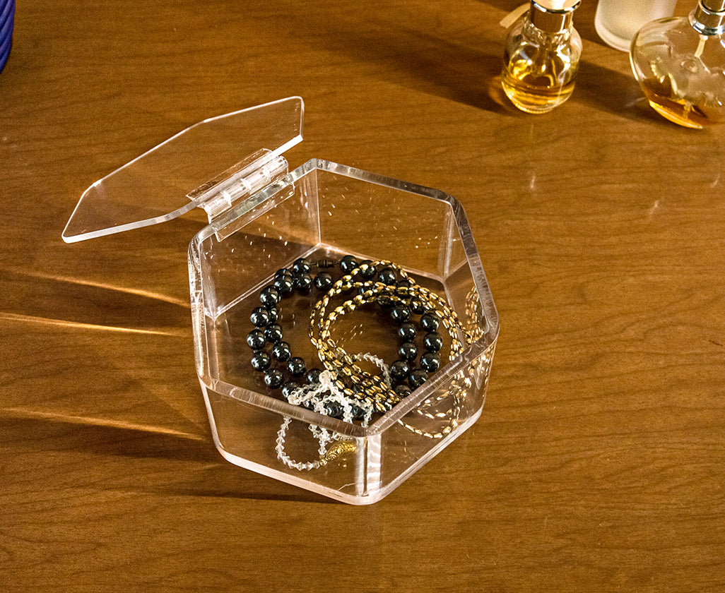 Caja hexagonal con tapa de acrílico